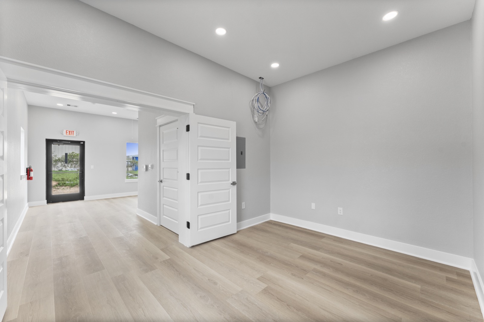 11606 Westlock Dr. Unit 204C - For Sale With 6% Cap Rate — photo 4