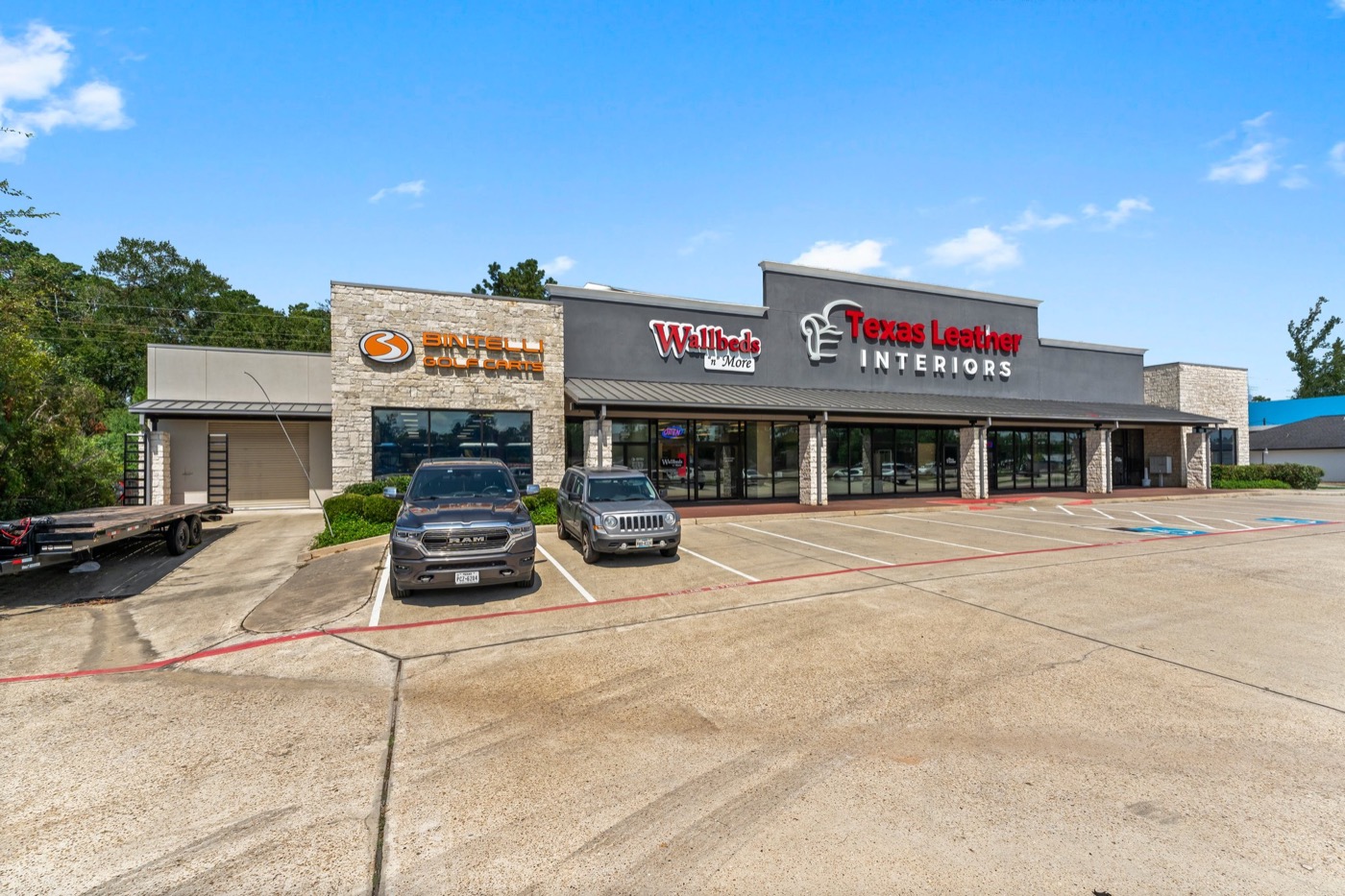 26333 I-45 N — Location View